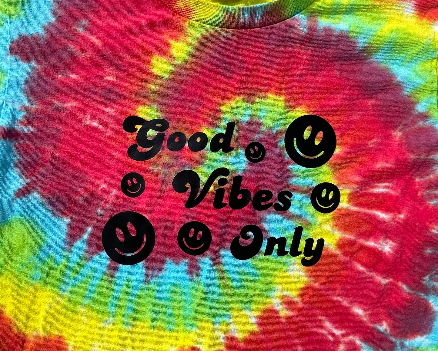 Good Vibes Tie Dye T-Shirt KIDS Small