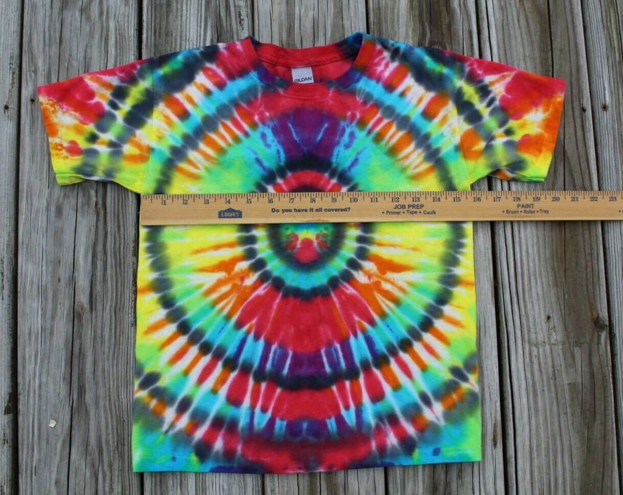 Hologram Tie Dye T-Shirt KIDS Small Rainbow Concentric Circles