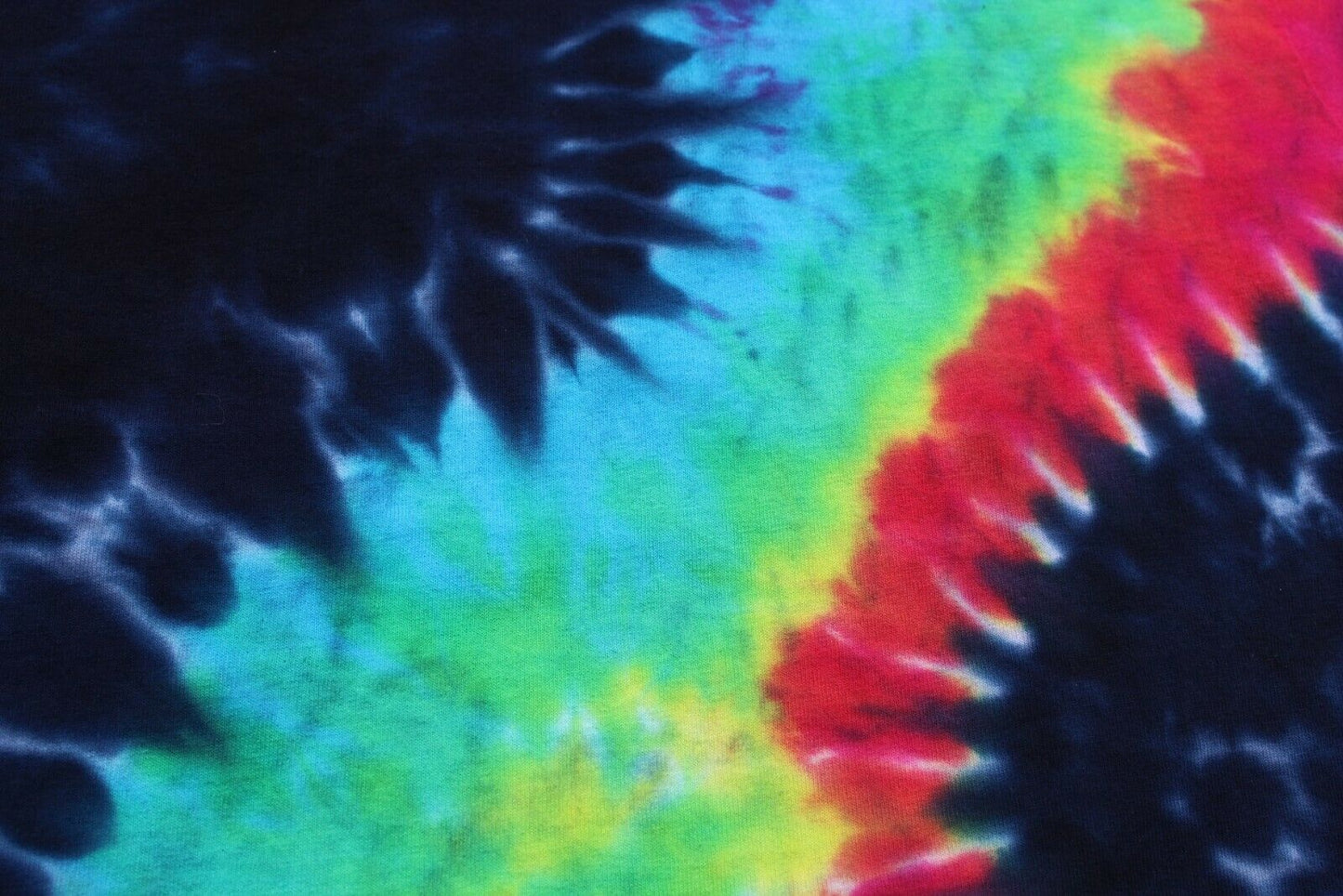 Tie Dye T-Shirt TORNADO KIDS Medium